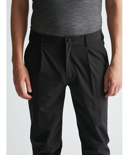 MIZUNO(ミズノ )の「【Mizuno | AOURE】DYNAMOTION FIT SETUP PANTS(スラックス・メンズ・ブラック/グレイッシュベージュ・SMALL/MEDIUM/LARGE/X-LARGE)」の6枚目の写真