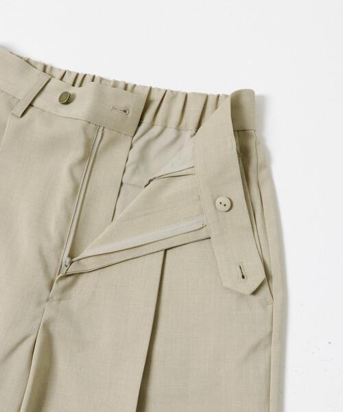 ITEMS URBANRESEARCH（アイテムズ アーバンリサーチ）の「ワンタックワイドパンツ（その他パンツ・レディース・ベージュ/グレー/ブラック・FREE）」の8枚目の写真