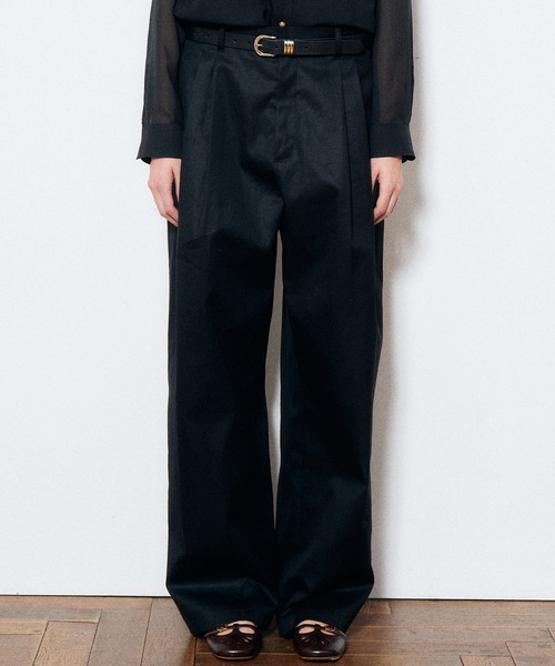 LE CIEL BLEU(ルシェルブルー)の「クロスフィニッシュチノス / Gloss-Finish Chinos(チノパンツ・レディース・ベージュ/ブラック・36/34/38)」の6枚目の写真
