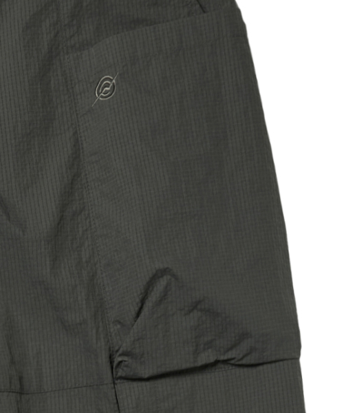KALAPATTHAR(カラパタール)の「EASY WIDE NYLON RIPSTOP PANTS - CHARCOAL(その他パンツ・メンズ・その他・MEDIUM/LARGE/X-LARGE)」の7枚目の写真
