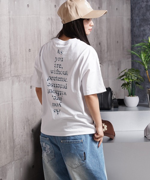 Laufer（ロイファー）の「【Laufer】Lettering Tee / クロップド ボックスシルエット バックプリント ヘビーウェイトTシャツ 短丈（Tシャツ/カットソー・メンズ・ブラック/ホワイト・S/M/L/XL）」の7枚目の写真