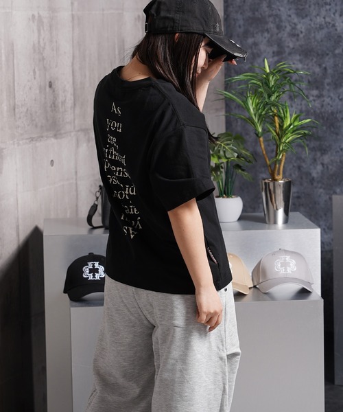 Laufer（ロイファー）の「【Laufer】Lettering Tee / クロップド ボックスシルエット バックプリント ヘビーウェイトTシャツ 短丈（Tシャツ/カットソー・メンズ・ブラック/ホワイト・S/M/L/XL）」の22枚目の写真