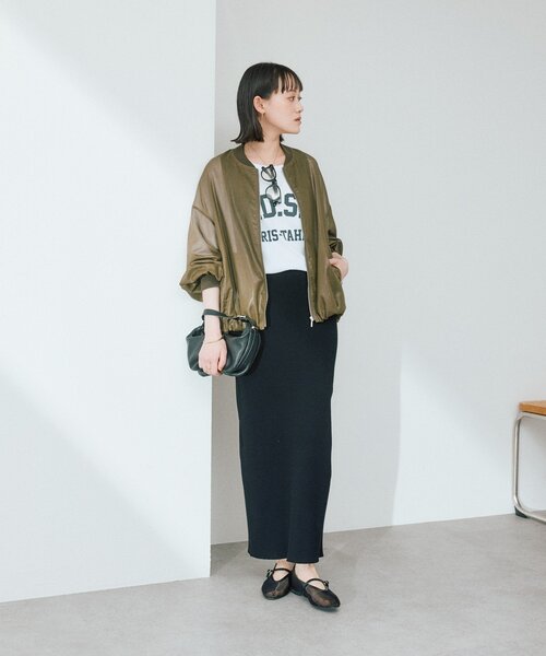 RIVE DROITE(リヴドロワ)の「予約【ほどよい抜け感】グロッシーシアーブルゾン(ブルゾン・レディース・カーキ/ブラウン/ライトベージュ・FREE)」の20枚目の写真