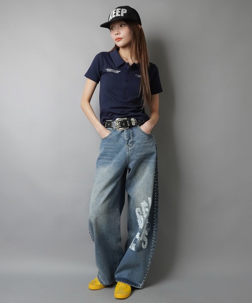 SPINNS（スピンズ）の「シンプルなのに映える。刺繍ロゴバディガールポロトップス（ポロシャツ・レディース・オフホワイト/ネイビー/グレー/ピンク・ONESIZE）」の12枚目の写真