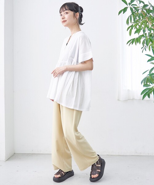 coen(コーエン)の「【MARKET(マーケット)】スキッパーピンタックブラウス(インフルエンサー紹介アイテム)(シャツ/ブラウス・レディース・ブラック/ライトブルー/オフホワイト・M/L)」の6枚目の写真