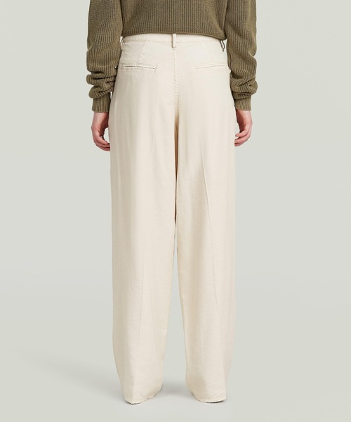 G-STAR(ジースター)の「Pleated Chino Relaxed/リラックスシルエットプリーツチノ/L30(スラックス・レディース・オフホワイト・24inch)」の2枚目の写真