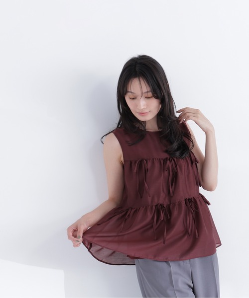 NATURAL BEAUTY BASIC(ナチュラルビューティーベーシック)の「リボンティアードチュニック(シャツ/ブラウス・レディース・ブラック/ブルー/バーガンディー・フリ-)」の20枚目の写真