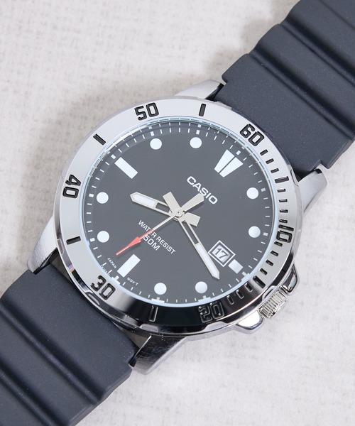 CASIO(カシオ)の「CASIO カシオ 海外モデル MTP-VD01 スポーティーデザイン 5気圧防水 デイデイト(アナログ腕時計・メンズ・ブラック/ブラック系その他/ブラック×カーキ・FREE)」の17枚目の写真