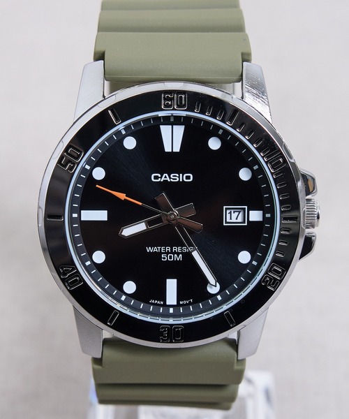 CASIO(カシオ)の「CASIO カシオ 海外モデル MTP-VD01 スポーティーデザイン 5気圧防水 デイデイト(アナログ腕時計・メンズ・ブラック/ブラック系その他/ブラック×カーキ・FREE)」の5枚目の写真