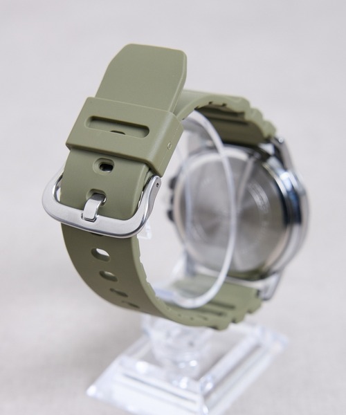 CASIO(カシオ)の「CASIO カシオ 海外モデル MTP-VD01 スポーティーデザイン 5気圧防水 デイデイト(アナログ腕時計・メンズ・ブラック/ブラック系その他/ブラック×カーキ・FREE)」の6枚目の写真