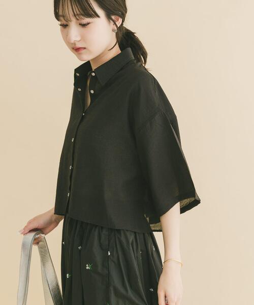 ITEMS URBANRESEARCH（アイテムズ アーバンリサーチ）の「ドットボタンハンソデシアーシャツ（シャツ/ブラウス・レディース・ブラック/ブラウン/ブルー/オフホワイト・FREE）」の3枚目の写真