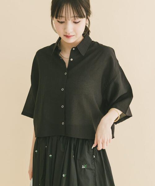 ITEMS URBANRESEARCH（アイテムズ アーバンリサーチ）の「ドットボタンハンソデシアーシャツ（シャツ/ブラウス・レディース・ブラック/ブラウン/ブルー/オフホワイト・FREE）」の12枚目の写真