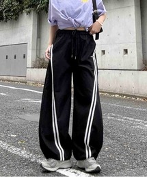 ○裾ドロスト付き スタイルアップ ワイドカーゴパンツ