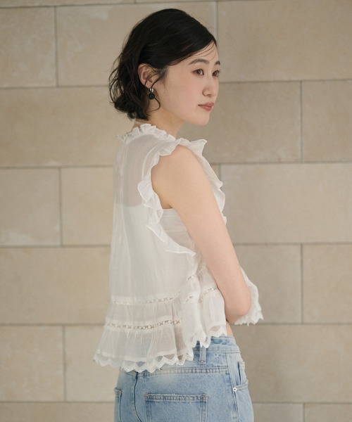LAULEN(ローレン)の「ramie lace frill blouse /ラミーレースフリルブラウス(シャツ/ブラウス・レディース・ホワイト/ブラック・FREE)」の16枚目の写真