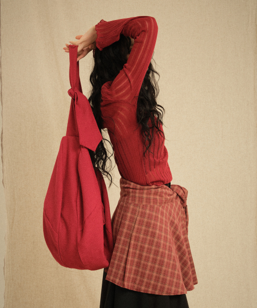RECULER(ルキュレ)の「Tweed cloth cross bag Red(メッセンジャーバッグ・レディース・その他・FREE)」の4枚目の写真