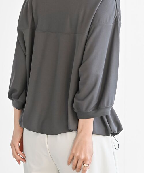 rps（アールピーエス）の「接触冷感裾ドロストバルーンプルオーバー（Tシャツ/カットソー・レディース・ブラック/アイボリー/チャコールグレー/グレイッシュベージュ・フリー）」の19枚目の写真