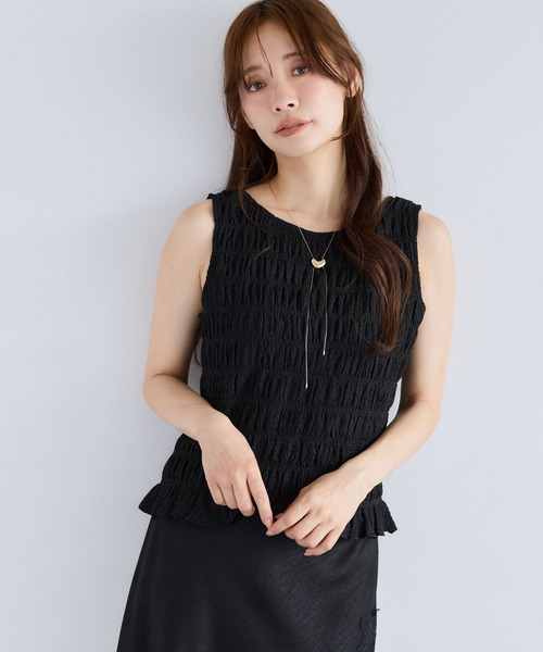 mysty woman(ミスティウーマン)の「カットジャガードノースリプルオーバー 1046954(タンクトップ・レディース・オフホワイト/ブラック/ブラウン・FREE)」の7枚目の写真