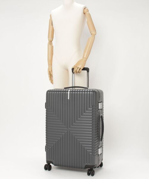 Samsonite(サムソナイト)の「サムソナイト INTERSECT スピナー68 ブラック(スーツケース/キャリーバッグ・キッズ・ブラック・M)」の7枚目の写真
