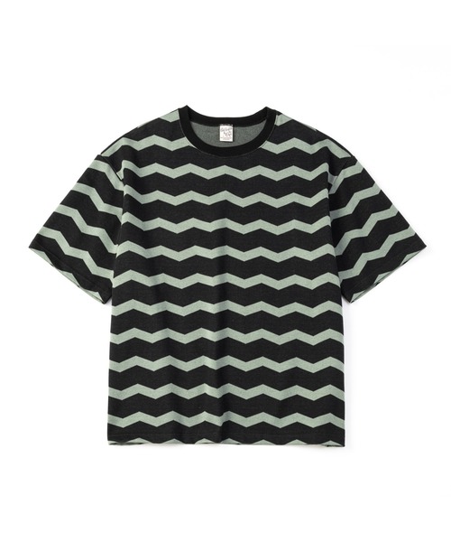 CALEE（キャリー）の「ZIGZAG DOUBLE JACQUARD BORDER S/S CS & EASY SHORTS＜EXCLUSIVE＞（Tシャツ/カットソー・メンズ・ブラック・MEDIUM/LARGE/X-LARGE）」の2枚目の写真