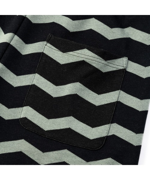 CALEE（キャリー）の「ZIGZAG DOUBLE JACQUARD BORDER S/S CS & EASY SHORTS＜EXCLUSIVE＞（Tシャツ/カットソー・メンズ・ブラック・MEDIUM/LARGE/X-LARGE）」の9枚目の写真