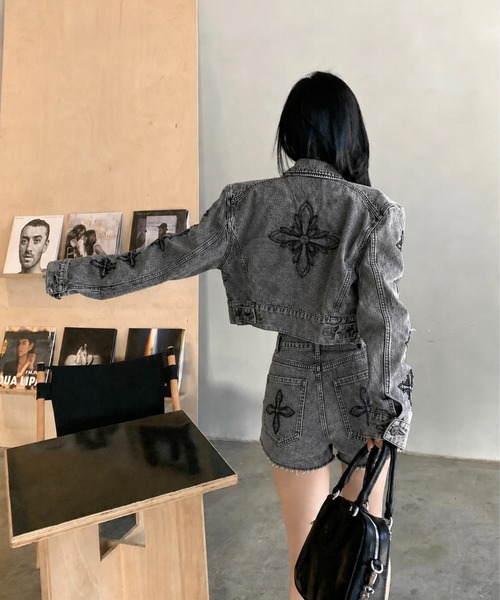 CANVAS+（キャンバスプラス）の「【CANVAS＋】クロス刺繍ヴィンテージデニムセットアップ（セットアップ・レディース・ブラック・S/M）」の7枚目の写真