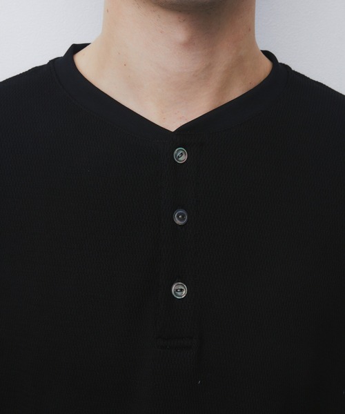 UNITED TOKYO（ユナイテッドトウキョウ）の「【世界最高峰コットン】SEA ISLAND COTTON THERMAL HENRY TEE　｜防シワ/希少/洗濯可/ヘンリー/夏服（Tシャツ/カットソー・メンズ・ダークグレー/ブラック/ライトグレー・1/2）」の20枚目の写真