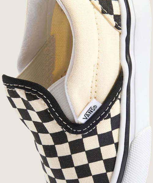 VANS（バンズ）の「トドラー クラシック スリッポン / TD Classic Slip-On Blk&WhtChck VN000EX8BWW1（スリッポン・キッズ・ブラック×ホワイト・10/9/8/7/6/5）」の5枚目の写真