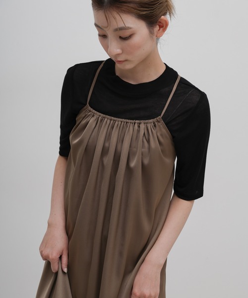 select MOCA（セレクトモカ）の「マットサテンギャザーキャミワンピース（ワンピース・レディース・ブラック/モカ・FREE）」の8枚目の写真