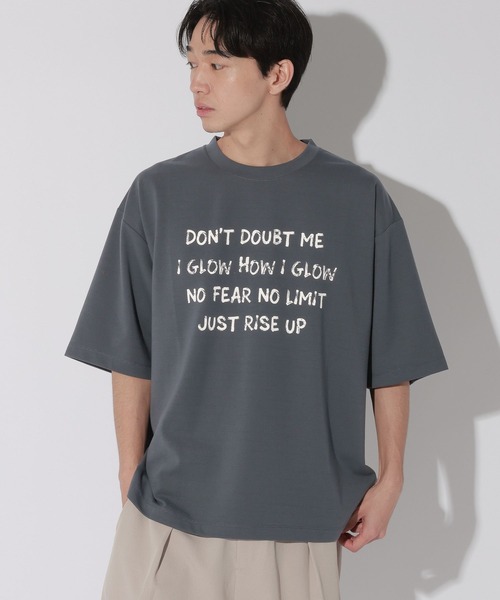 LAKOLE(ラコレ)の「ドローイングメッセージT / 672890(Tシャツ/カットソー・メンズ・ホワイト/チャコール・MEDIUM/LARGE)」の1枚目の写真