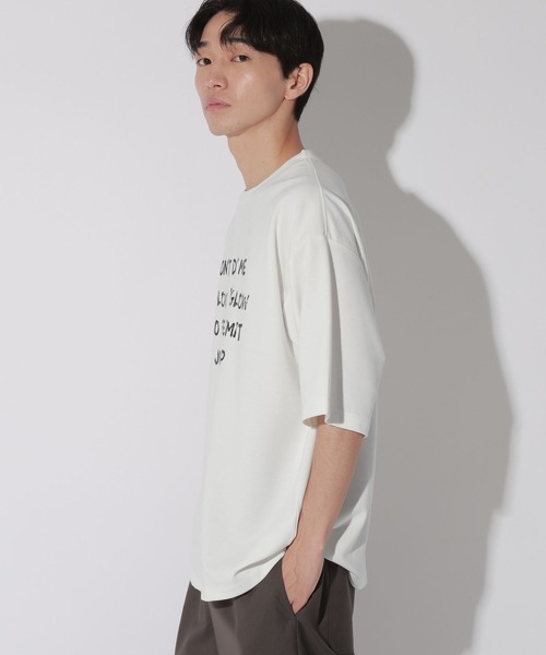 LAKOLE(ラコレ)の「ドローイングメッセージT / 672890(Tシャツ/カットソー・メンズ・ホワイト/チャコール・MEDIUM/LARGE)」の5枚目の写真