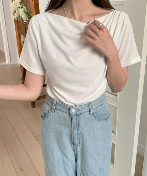 mineng(マイング)の「【ドレープ/3カラー】ジェニードレープTシャツ(Tシャツ/カットソー・レディース・ベージュ/ブラック/アイボリー・FREE)」の1枚目の写真
