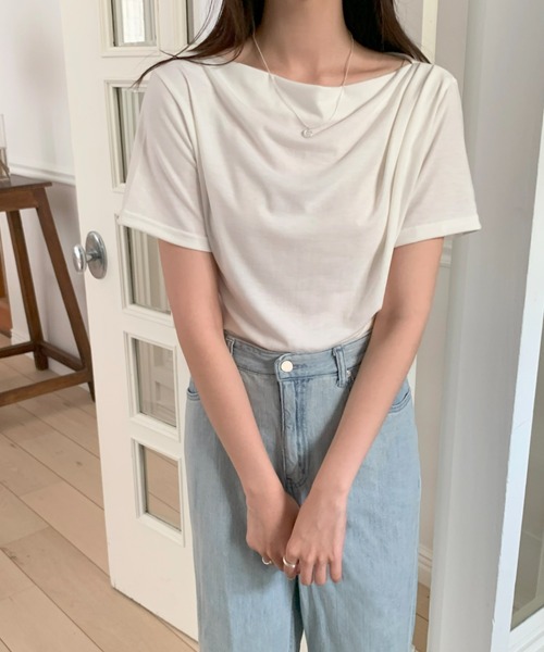 mineng(マイング)の「【ドレープ/3カラー】ジェニードレープTシャツ(Tシャツ/カットソー・レディース・ベージュ/ブラック/アイボリー・FREE)」の20枚目の写真