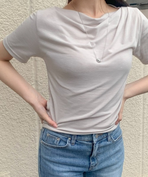 mineng(マイング)の「【ドレープ/3カラー】ジェニードレープTシャツ(Tシャツ/カットソー・レディース・ベージュ/ブラック/アイボリー・FREE)」の9枚目の写真