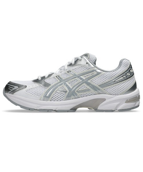 ASICS（アシックス）の「GEL-1130 / ゲル1130（スニーカー・メンズ・ホワイト×シルバー・26/27.5/24.5/25.5/26.5/25/23.5/23/28/24/27）」の2枚目の写真
