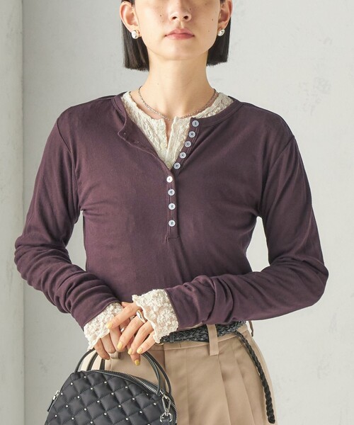 MILLER(ミラー)の「【SHIPS別注】miller:シアー ヘンリー ネック ロング スリーブ TEE 26AW(Tシャツ/カットソー・レディース・ブラウン/ダークグレー/ピンク/オフホワイト/ラベンダー/クリーム・ONE SIZE)」の3枚目の写真