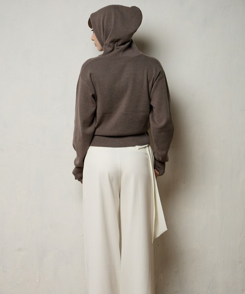 mic by Olu.(ミックバイオルドット)の「< ZOZOTOWN限定 >フードボリュームスリーブカーディガン(カーディガン/ボレロ・レディース・アイボリー/レッド/チャコールグレー・FREE)」の8枚目の写真