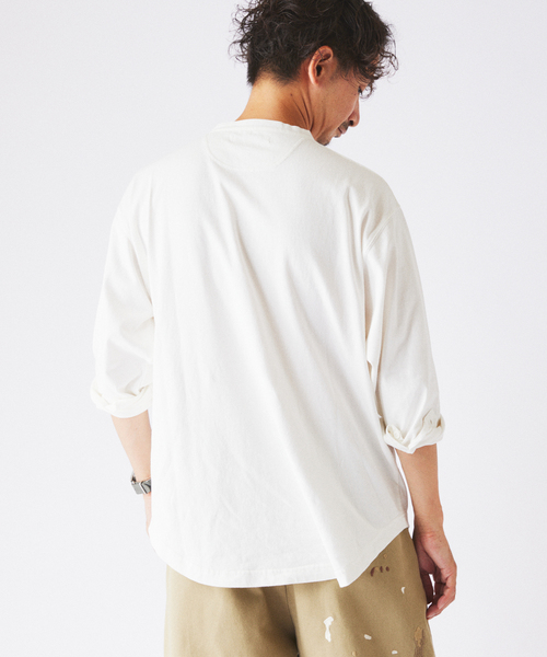 JOURNAL STANDARD relume(ジャーナルスタンダード レリューム)の「スリーピング ヘンリーネック ロングスリーブ(Tシャツ/カットソー・メンズ・ホワイト/ベージュ系その他/ブラックミックス・MEDIUM/LARGE)」の11枚目の写真