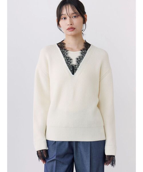 TONAL(トーナル)の「レースドッキングVネックニット(ニット/セーター・レディース・ネイビー/アイボリー/レッド/グレー・MEDIUM)」の17枚目の写真