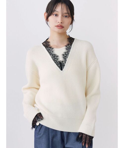 TONAL(トーナル)の「レースドッキングVネックニット(ニット/セーター・レディース・ネイビー/アイボリー/レッド/グレー・MEDIUM)」の18枚目の写真