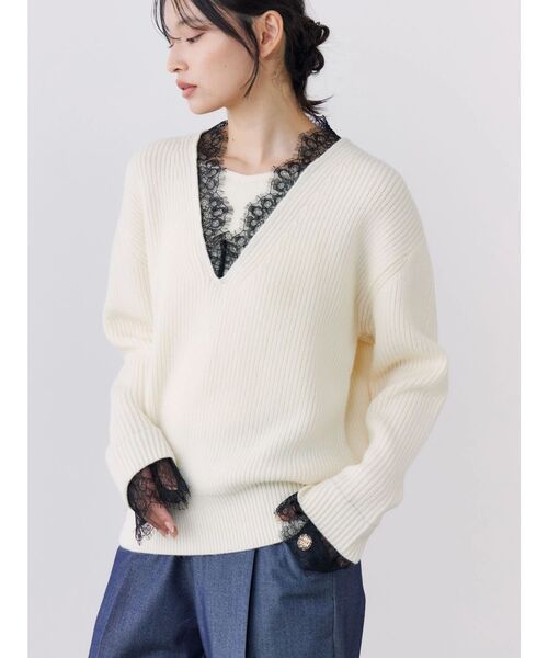 TONAL(トーナル)の「レースドッキングVネックニット(ニット/セーター・レディース・ネイビー/アイボリー/レッド/グレー・MEDIUM)」の19枚目の写真