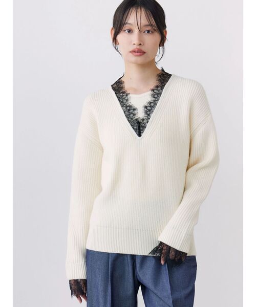 TONAL(トーナル)の「レースドッキングVネックニット(ニット/セーター・レディース・ネイビー/アイボリー/レッド/グレー・MEDIUM)」の20枚目の写真