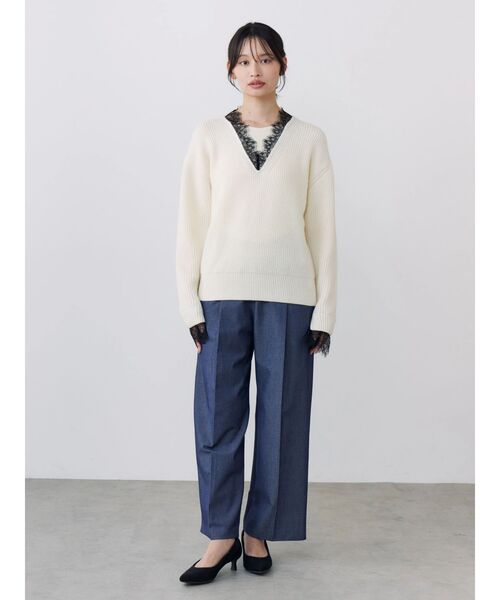TONAL(トーナル)の「レースドッキングVネックニット(ニット/セーター・レディース・ネイビー/アイボリー/レッド/グレー・MEDIUM)」の21枚目の写真