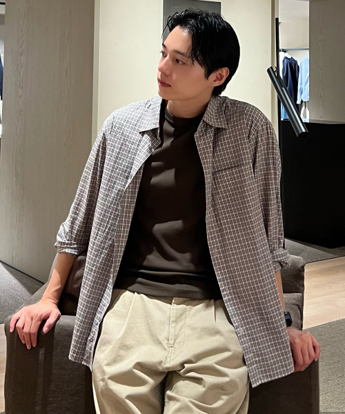 MINDBRIDGE（マインドブリッジ）の「[COUTURE] ミニ ベージュ チェック オーバーサイズ 長袖 シャツ（シャツ/ブラウス・メンズ・ベージュ・100/105/110/95）」の4枚目の写真