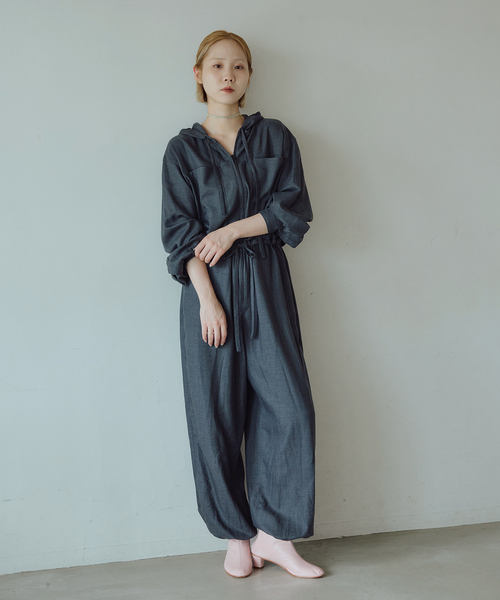 IENA LA BOUCLE（イエナラブークル）の「IENA LA BOUCLE CU/PLソフトビエラオールインワン（つなぎ/オールインワン・レディース・ブラック/チャコールグレー・38/36）」の2枚目の写真