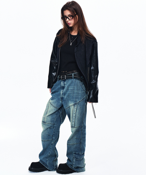 RSSC(アールエスエスシー)の「CUTLINE WASHED FLARE PANTS - DENIM(デニムパンツ・レディース・その他・1/2)」の6枚目の写真