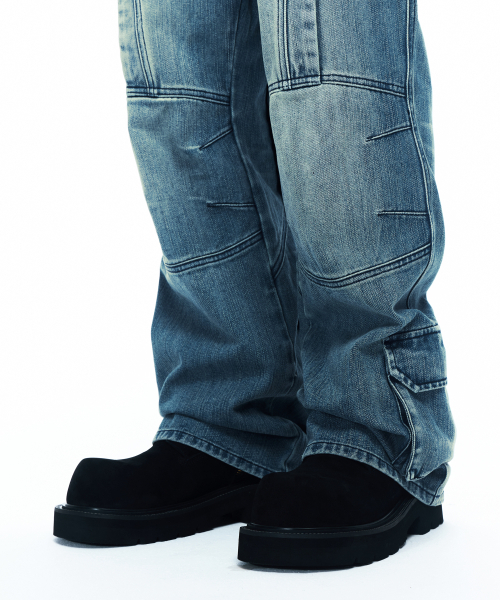 RSSC(アールエスエスシー)の「CUTLINE WASHED FLARE PANTS - DENIM(デニムパンツ・レディース・その他・1/2)」の7枚目の写真