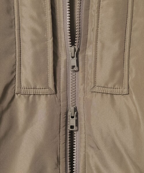 F/CE. (エフシーイー)の「<F/CE. × Steven Alan> LIGHT PADDED ZIP PARKA/ブルゾン(ブルゾン・メンズ・モカ/ブラック・L/M)」の7枚目の写真
