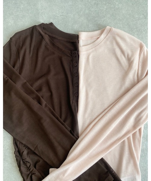 She's Closet(シーズクローゼット)の「配色バイカラー レイヤード ヘンリーネック シアートップス ロンT 2枚セット(Tシャツ/カットソー・レディース・ネイビー/ブラウン/ブラック/アイボリー・FREE)」の19枚目の写真