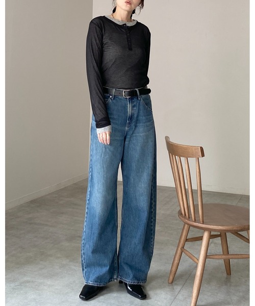 She's Closet(シーズクローゼット)の「配色バイカラー レイヤード ヘンリーネック シアートップス ロンT 2枚セット(Tシャツ/カットソー・レディース・ネイビー/ブラウン/ブラック/アイボリー・FREE)」の11枚目の写真