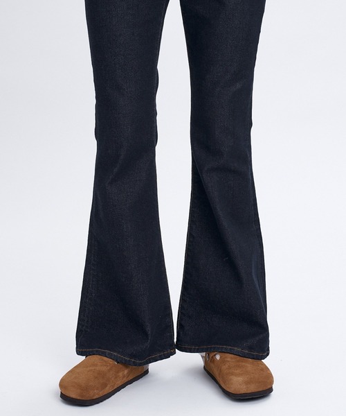 BILLABONG(ビラボン)の「BILLABONG ウィメンズ FLARE LEGS DENIM デニムパンツ 【2026年秋冬モデル】/ビラボンフレアデニム(デニムパンツ・レディース・ブラック/インディゴブルー/ブルー・SMALL/MEDIUM)」の5枚目の写真